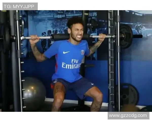 足球巨星更衣室幕后独家实拍 揭秘训练前后的真实一面